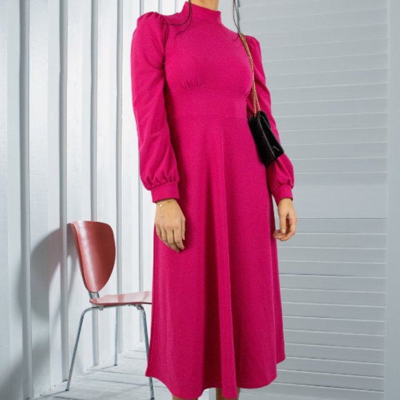 PINK TURTLE NECK KEYHOLE LONG SLEEVE SKATER MIDI DRESS - Picture 4 of 4